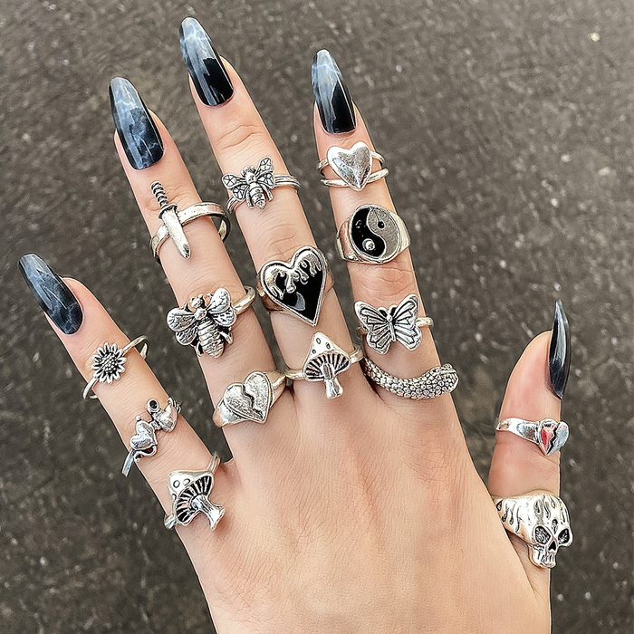 Vintage Silver Color Animal Rings Set for Women Men Punk Silver Plated Butterfly Snake Heart Rings 2022 Trend Jewelry Gifts