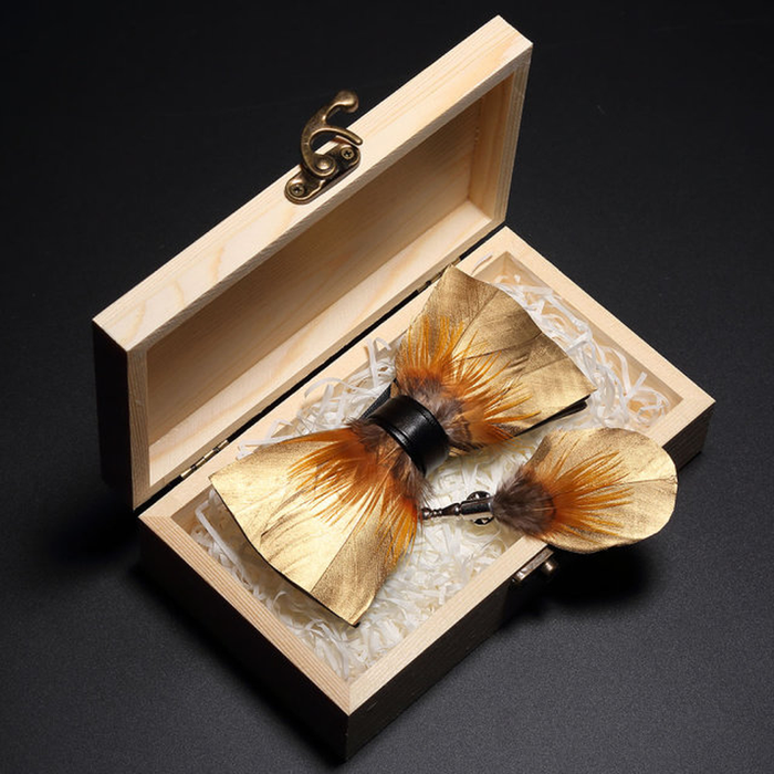 KAMBERFT Design Handmade Feather Bow Tie Brooch Wooden Box Set High Quality Men&#39;S Bowtie Leather Tie for Wedding Party Banquet